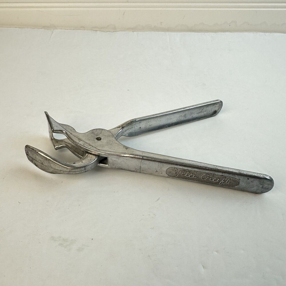 Vintage Vita Craft Cast Aluminum Hot Pan Holder Tongs Grabber Handle